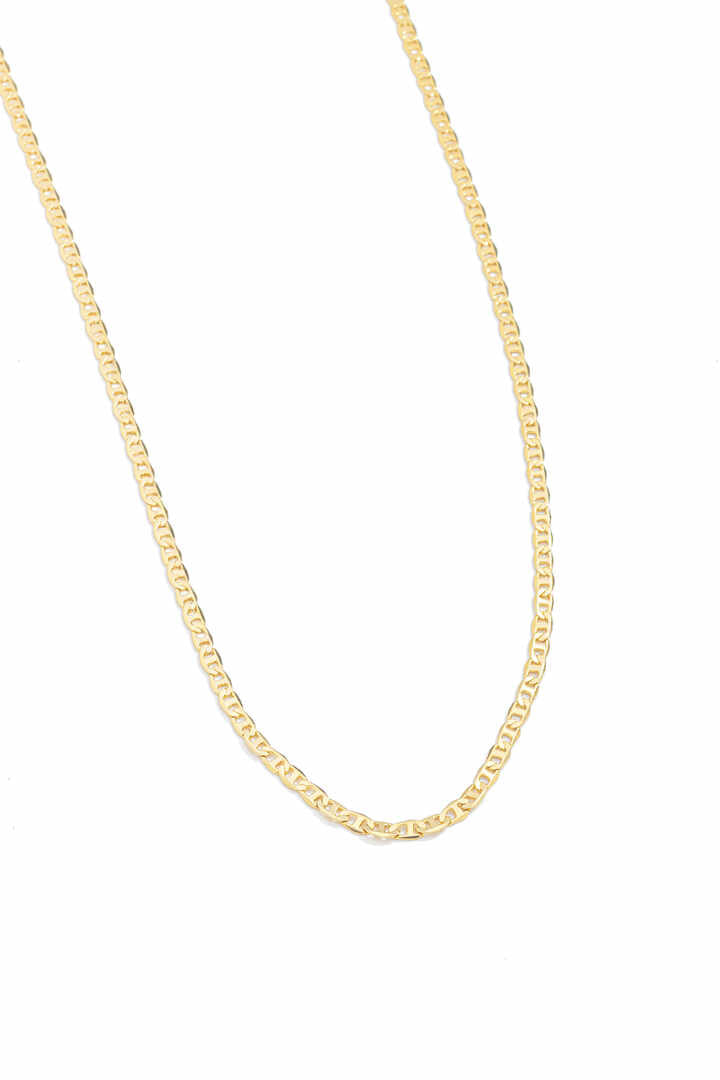 Colar - Este choker Piastrine exala elegância em sua forma mais delicada. As plaquinhas finamente alinhadas criam um movimento sutil, acompanhando o contorno
